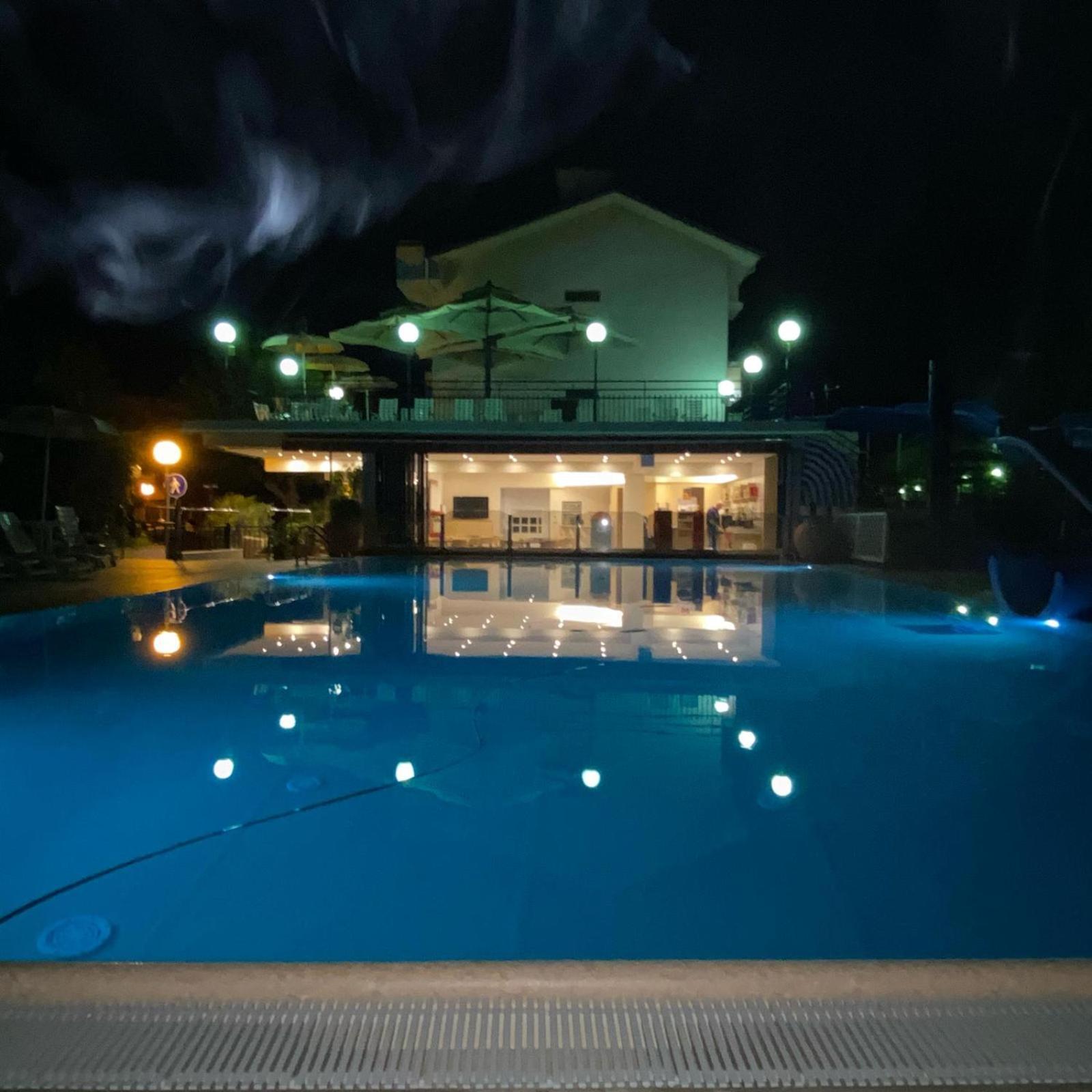 Hotel Minerva Gatteo a Mare Exterior photo